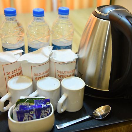 Signature Inn Chikmagalūr Zewnętrze zdjęcie